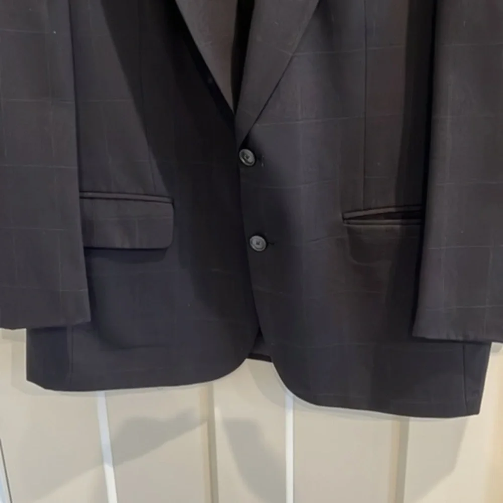 Halston 2 Button Wool Blazer - Picture 3 of 7
